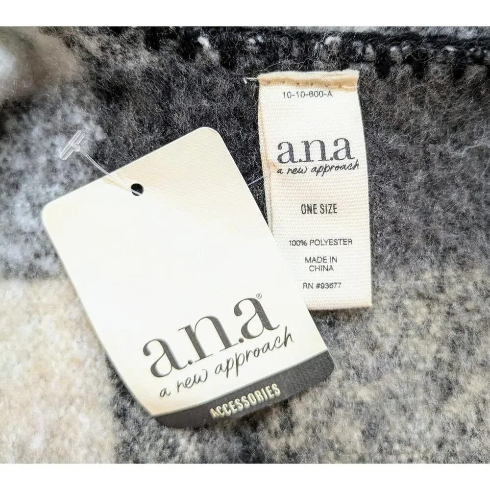 Ana Shawl Cape Wrap OS Black Gray White Buffalo Check Fringed Fuzzy Thick NEW